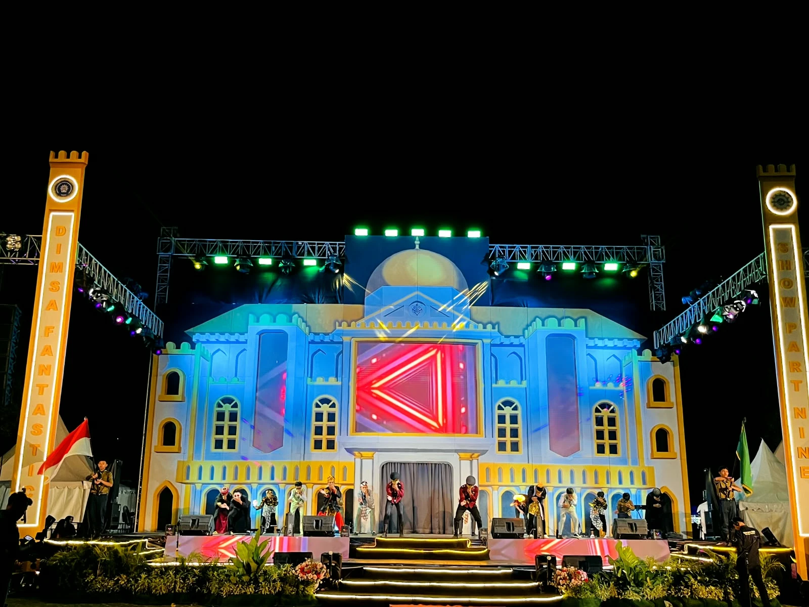DIMSA Fantastic Show IX Angkat Kreativitas Santri, KH. Ali Rosyidhi Tekankan Kolaborasi dan Tanggung Jawab